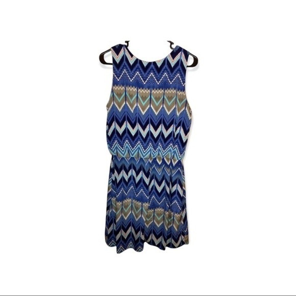 Peaches N Cream Chevron Chiffon Overlay Dress - Picture 2 of 4